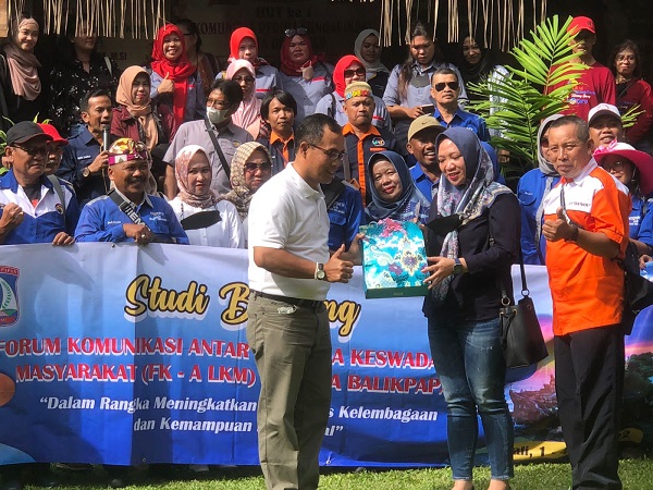Sambangi Tukad Bindu, Lurah dan LKM se-Kota Balikpalam Pelajari Tata Kelola Lingkungan Berbasis Masyarakat