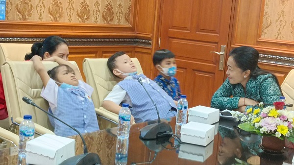 Ny. Sagung Antari Jaya Negara Ikuti Acara Bunda Paud Bali Menyapa