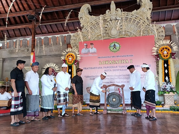 Wawali Arya Wibawa Buka Lokashaba I Pratisentana Pangeran Tangkas Kori Agung Denpasar