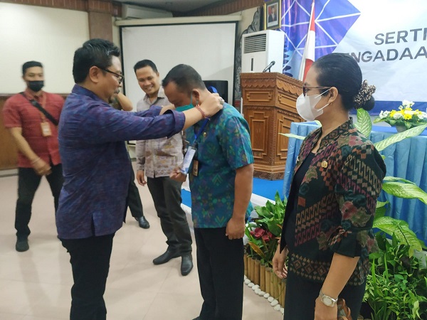 Komitmen Tingkatkan Kompetensi Aparatur Wawali Arya Wibawa Buka Diklat Pengadaan Barang Jasa