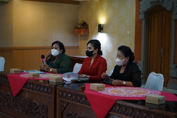 Ny. Sagung Antari Jaya Negara Tutup Sosialisasi Peningkatan Kapasitas Tim Penggerak PKK