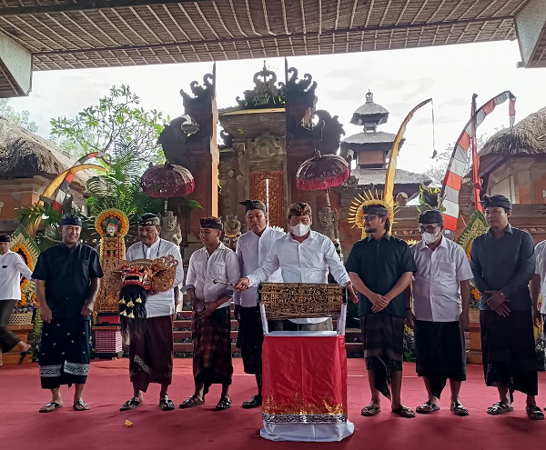 Sekda Alit Wiradana Buka Lomba Bapang Barong dan Makendang Tunggal ST Yowana Dharma Kretih Banjar Kedaton Kesiman