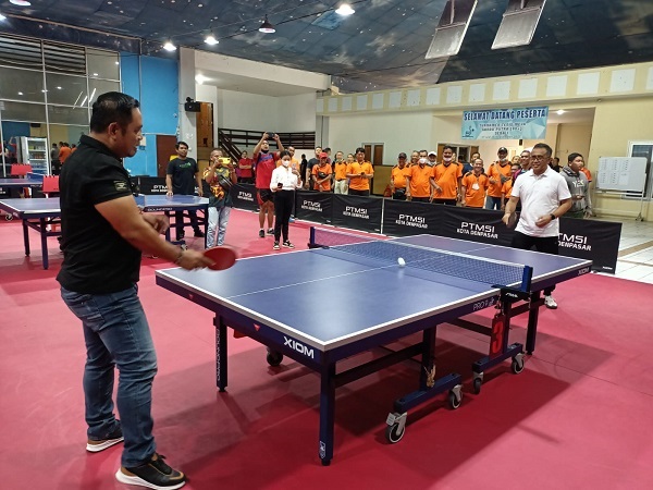 Walikota Jaya Negara Buka Tenis Meja G2 Cup se-Bali