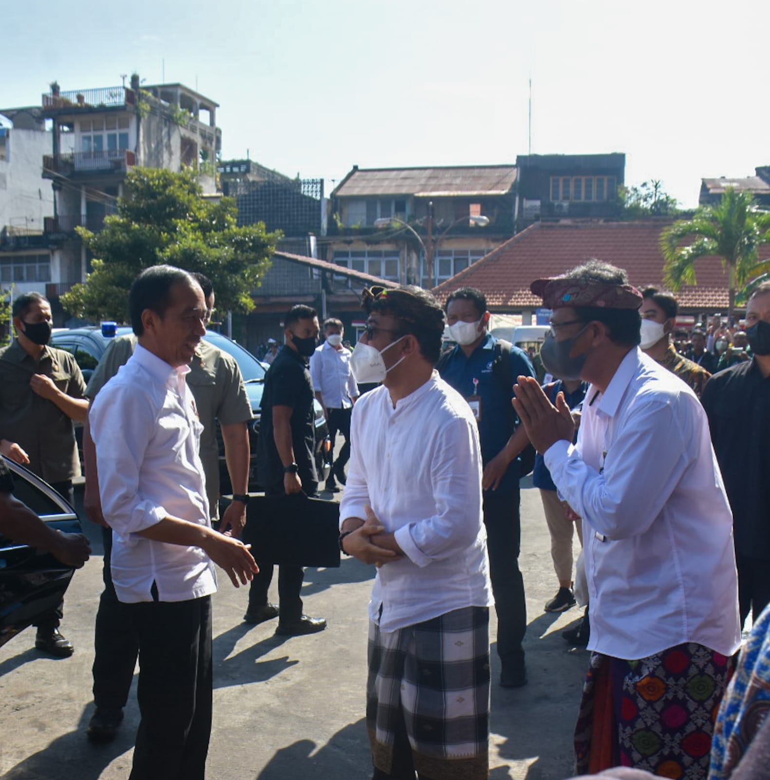 Walikota Jaya Negara Dampingi Kunjungan Presiden RI, Joko Widodo di Pasar Badung