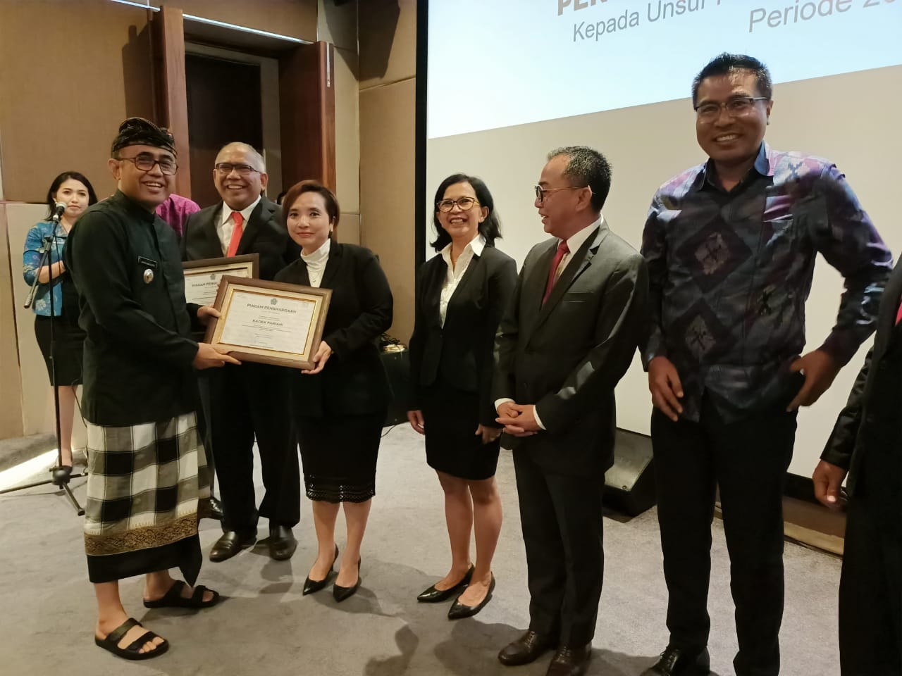 Dorong Gercarkan Promosi Pariwisata Walikota Jaya Negara Kukuhkan BPPD Kota Denpasar Periode 2022-2026 