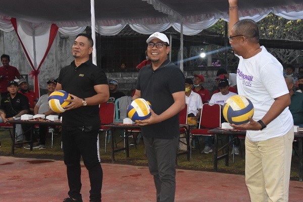 Wawali Arya Wibawa Buka Turnamen Volly Perbekel Cup Sanur Kauh 2022