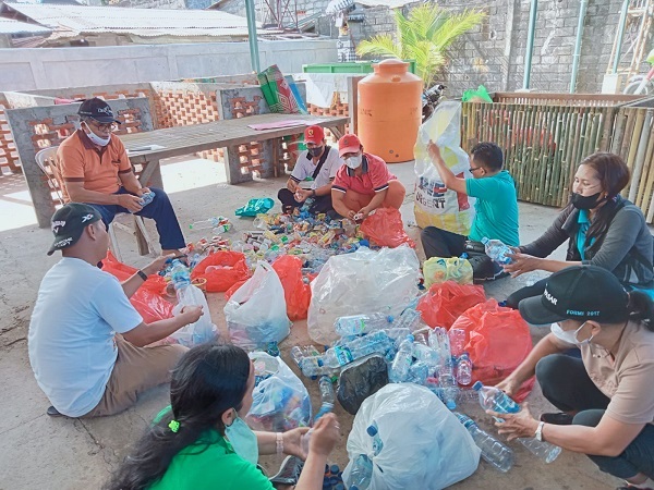 Desa Dauh Puri Kauh Buka Bank Sampah Pertiwi Asri