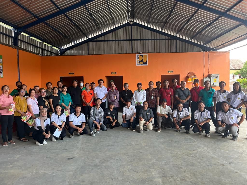 Dukung Terciptanya Pengolahan Sampah Berbasis Sumber di Kota Denpasar, TPS3R Nirmala Saba Penatih Resmi Beroperasi.