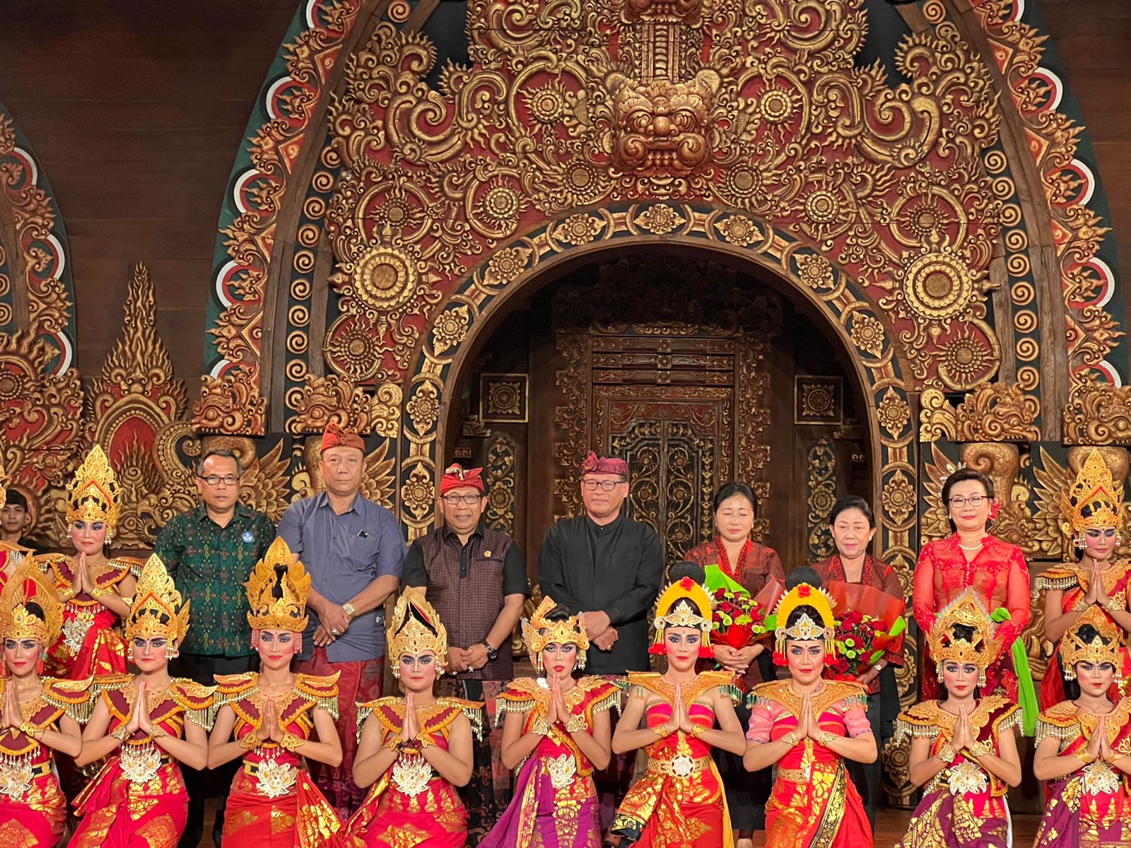 Bawa Kearifan Lokal Pada Dunia Pendidikan SMP Negeri 5 Denpasar Gelar “Strengthen Creativity and Local Wisdom for Denpasar”