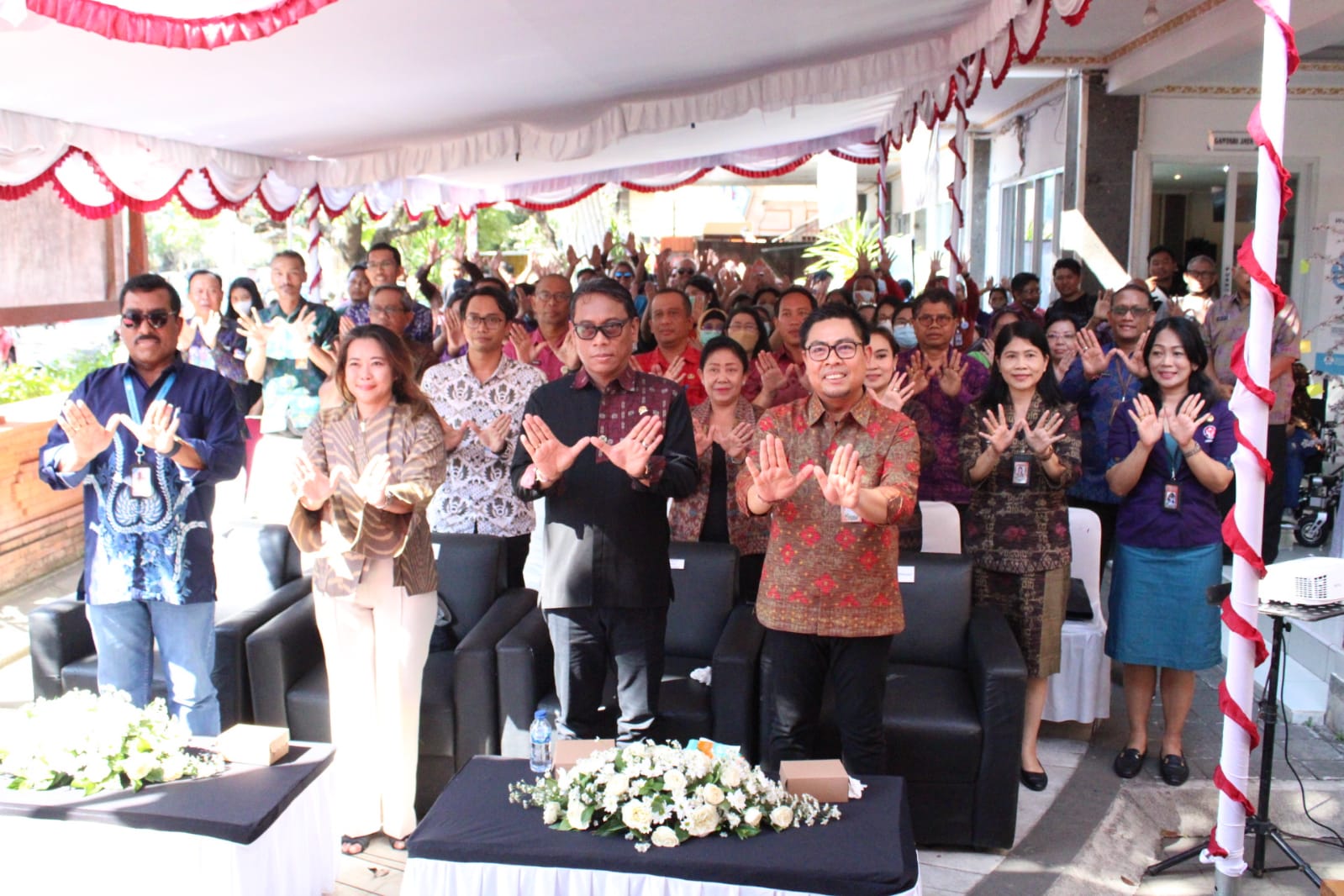 Cegah DBD Wawali Arya Wibawa Luncurkan Kampanye Metode Wolbachia