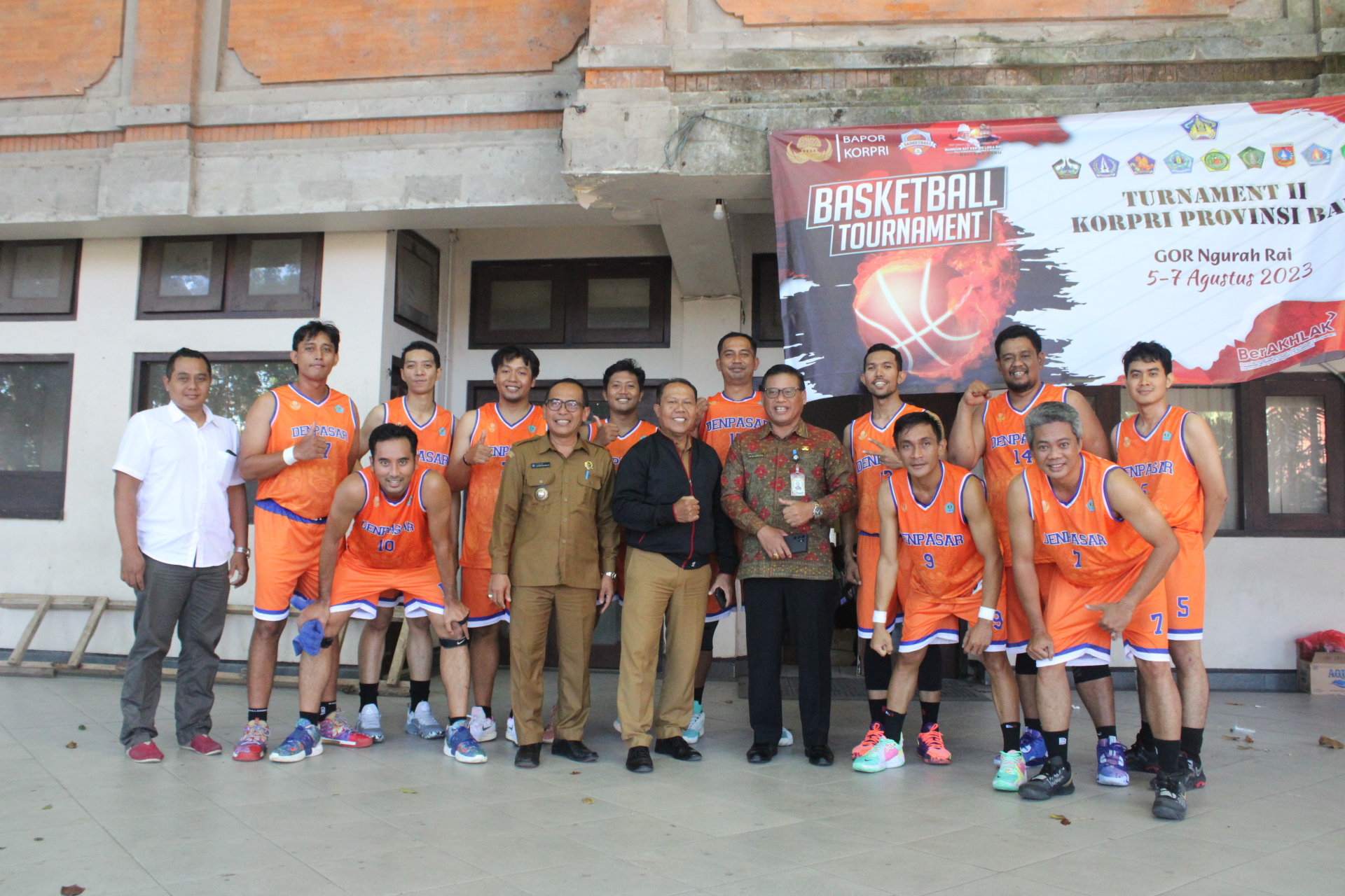 Tim Basket Pemkot Denpasar Raih Emas Turnamen KORPRI II Bali 2023, Usai Kandaskan Tim Basket Pemrprov Bali di Laga Final