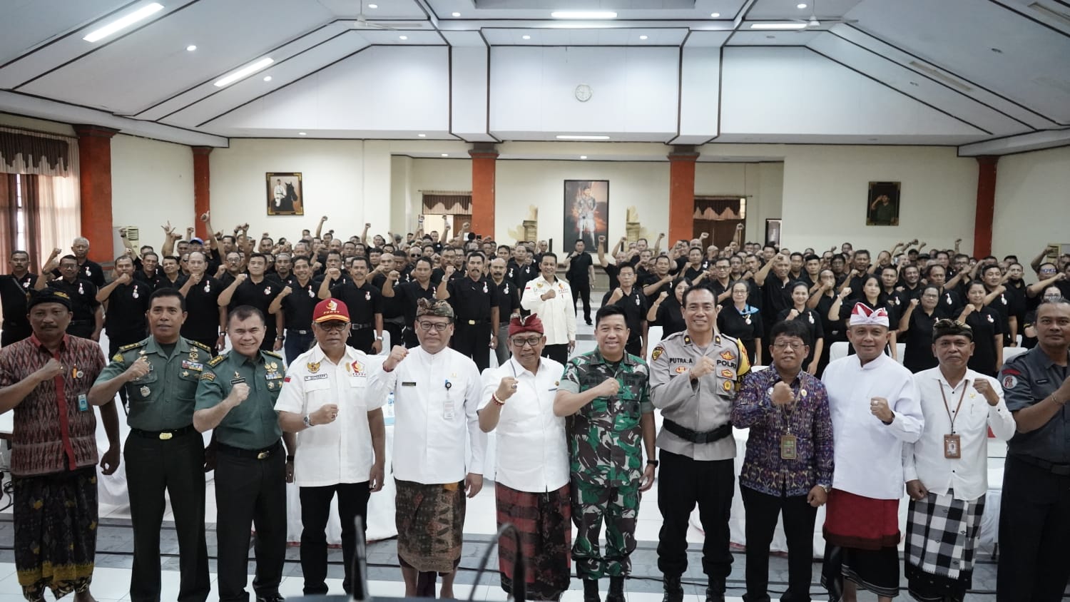 Sekda Alit Wiradana Hadiri Sosialisasi Kesadaran Bela Negara