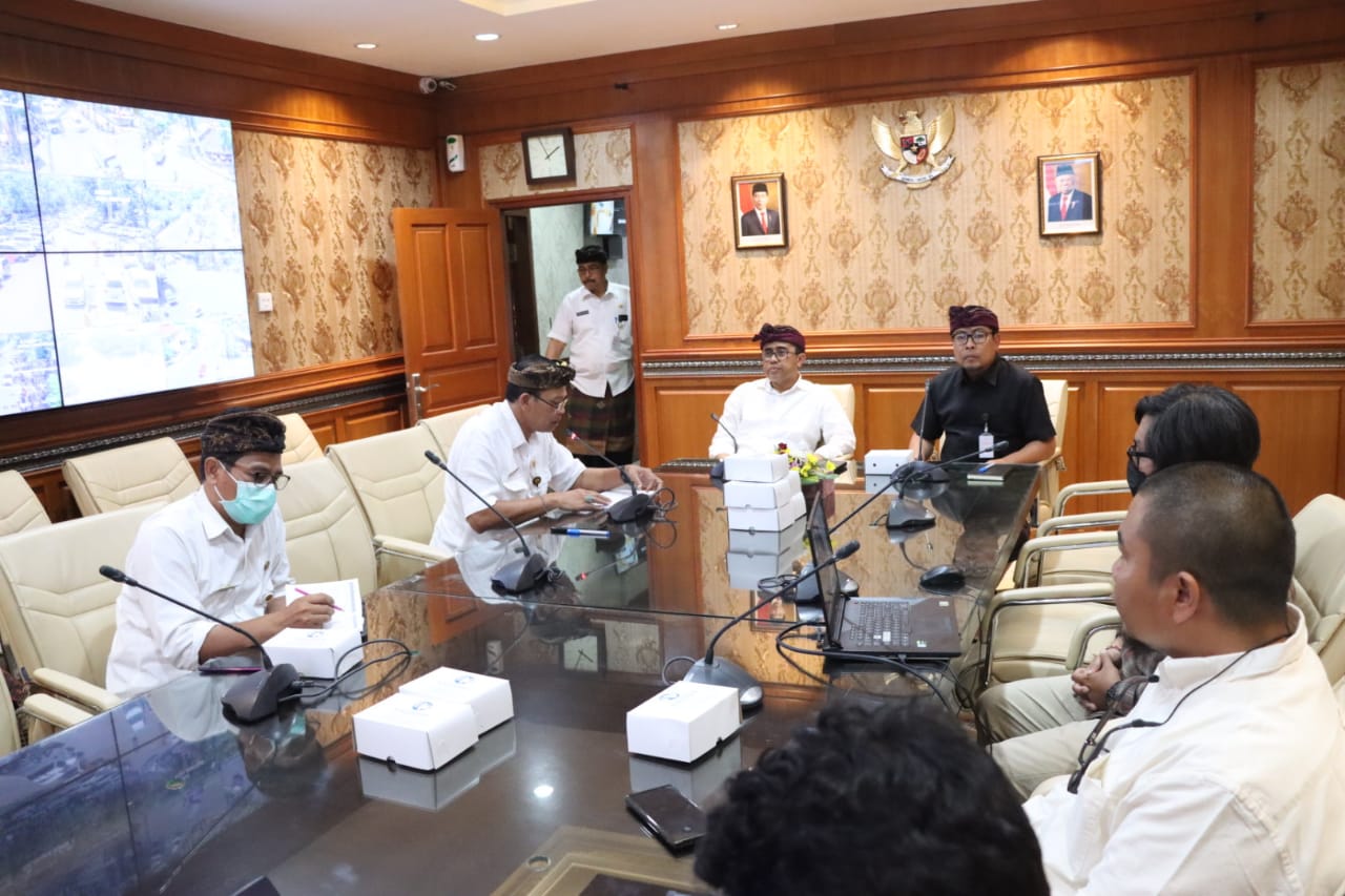 Jadikan Pusat Inkubator Ekonomi Anak Muda, Pemkot Denpasar Tata Pasar Suci.