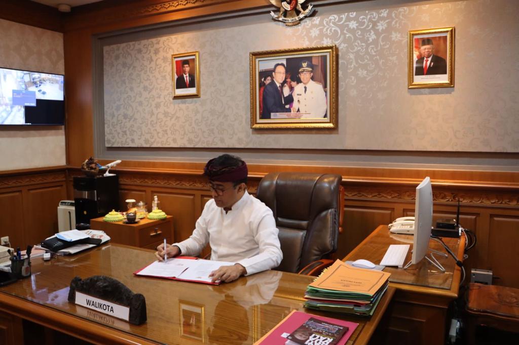 Walikota Jaya Negara Bersama Bupati Gede Dana Tandatangani Kesepakatan Bersama