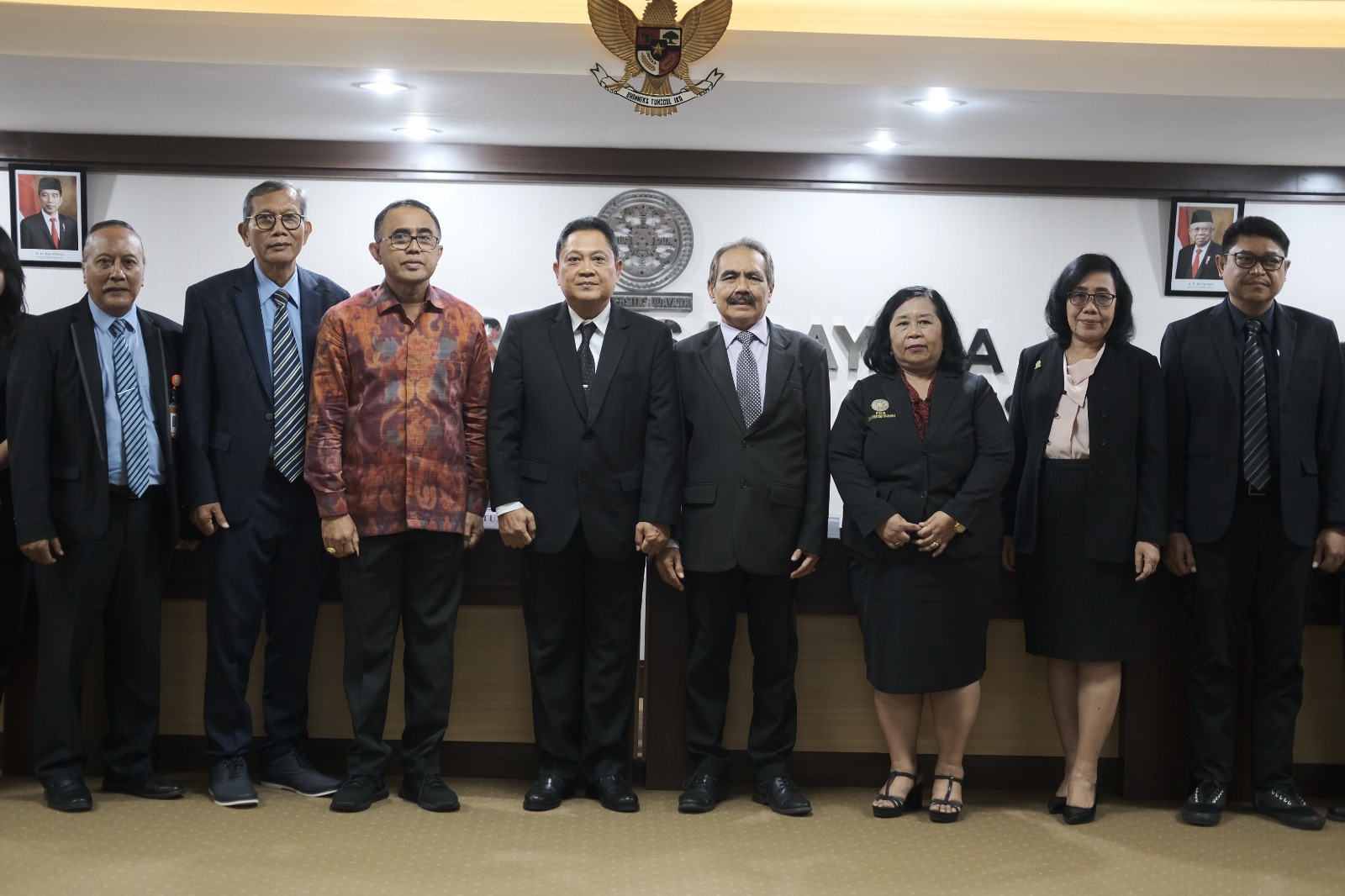 Walikota Denpasar Periode 2008-2021, Rai D Mantra Raih Gelar Doktor Ilmu Manajemen