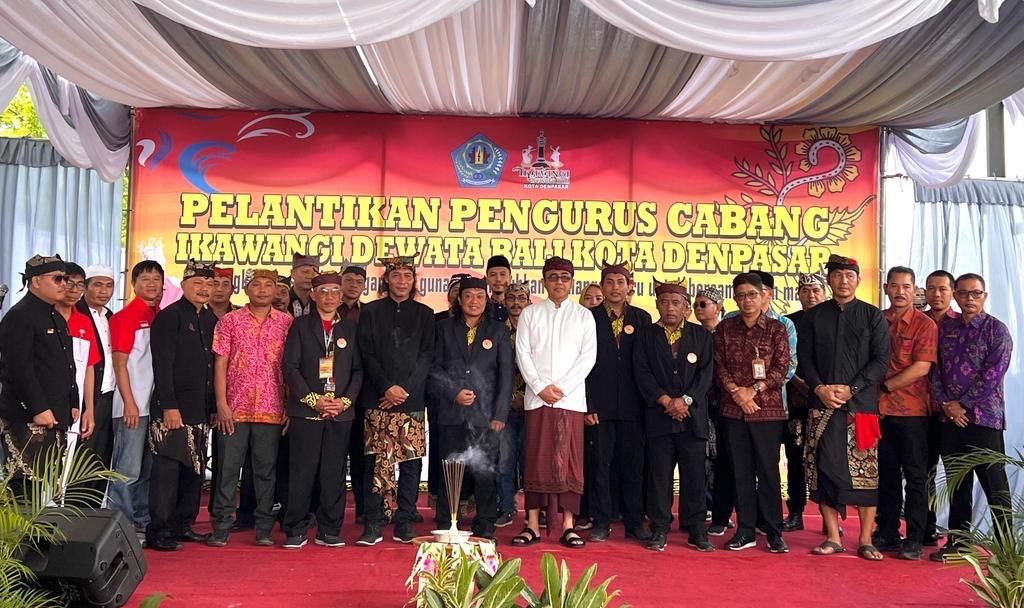 Walikota Denpasar Hadiri Pelantikan Ketua Ikawangi Denpasar