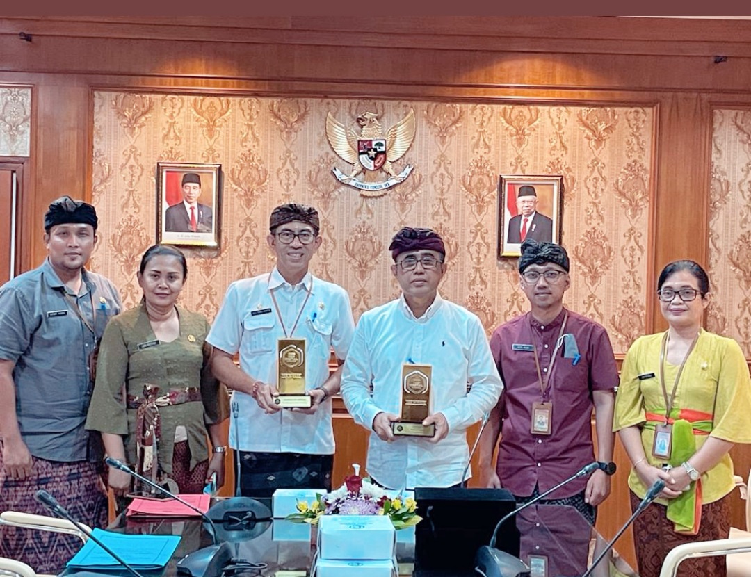 Pemkot Denpasar Sabet Tiga Penghargaan ITWORKS TOP IT Award