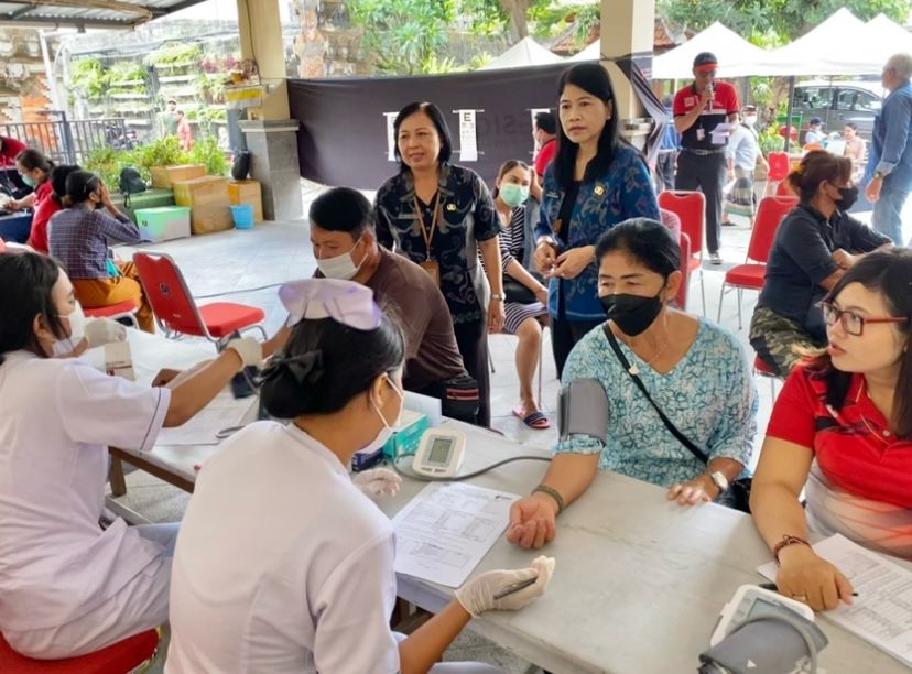 Dekatkan Pelayanan Kesehatan, Pemkot Denpasar Gelar Safari Kesehatan dalam Rangka HKN ke-59