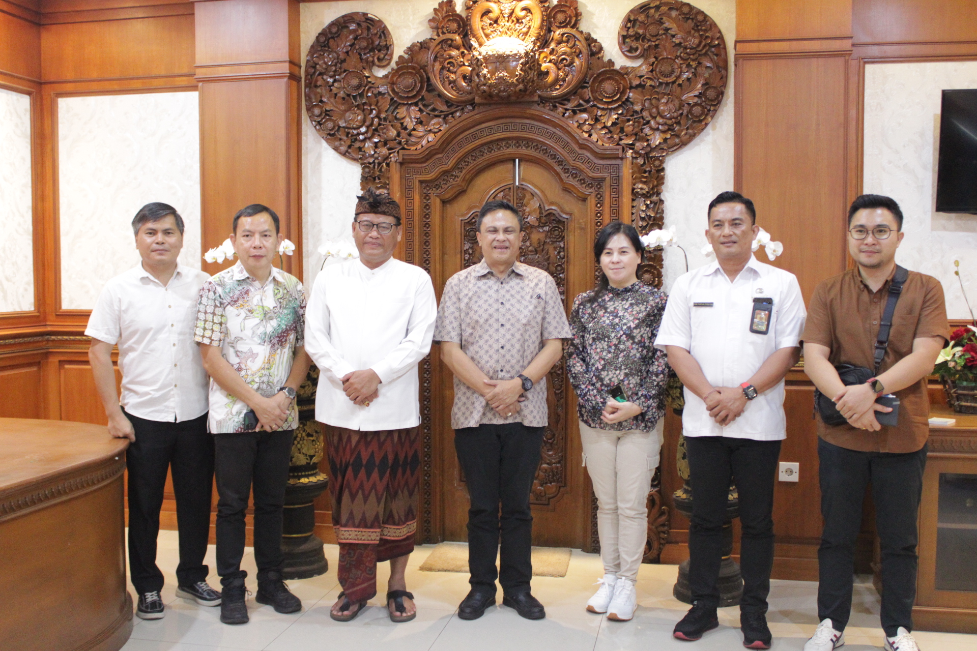 Sekda Alit Wiradana Terima Kunker Jajaran Pemkot Tomohon