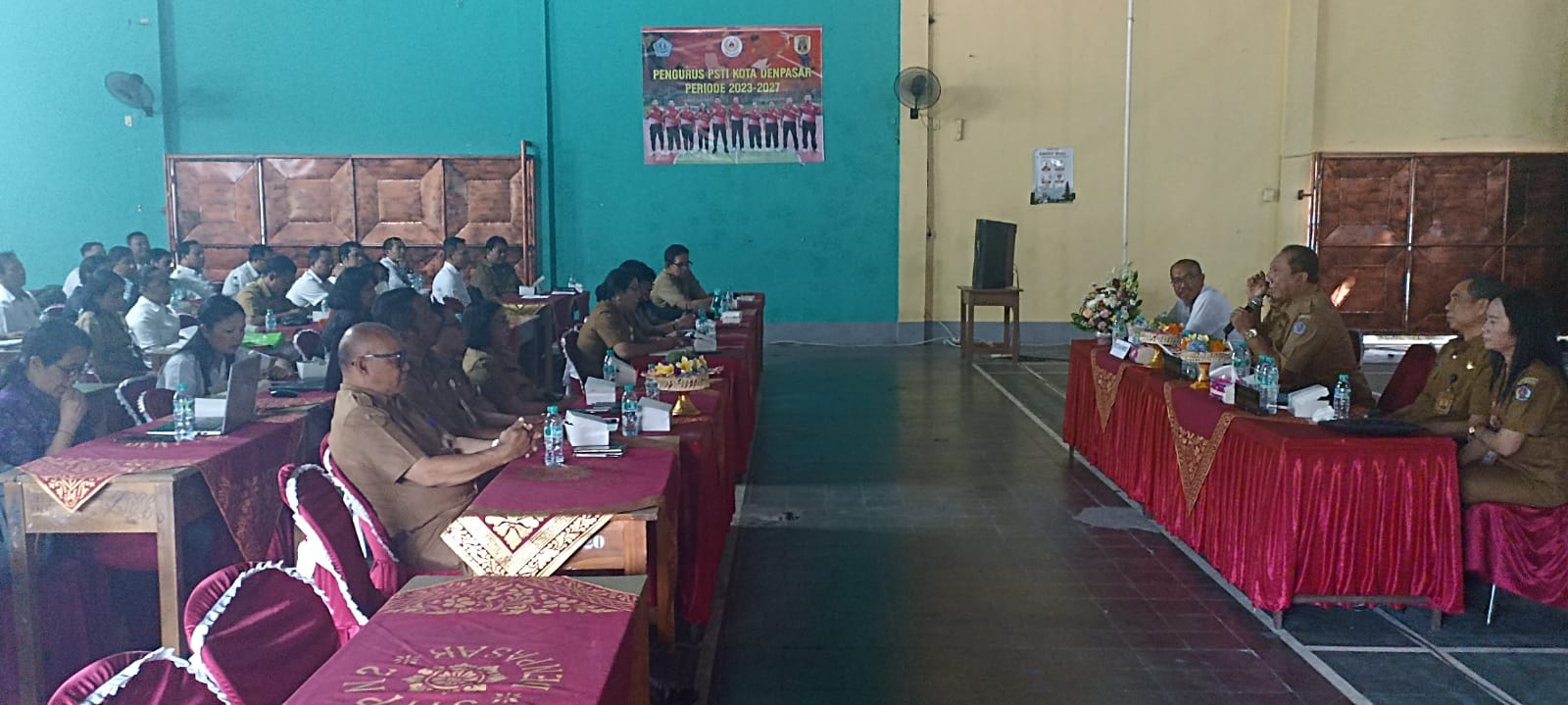 Cegah Kenakalan Siswa di Luar Jam Sekolah, Disdikpora Kota Denpasar Berikan Pengarahan Seluruh Kepala Sekolah SD dan SMP