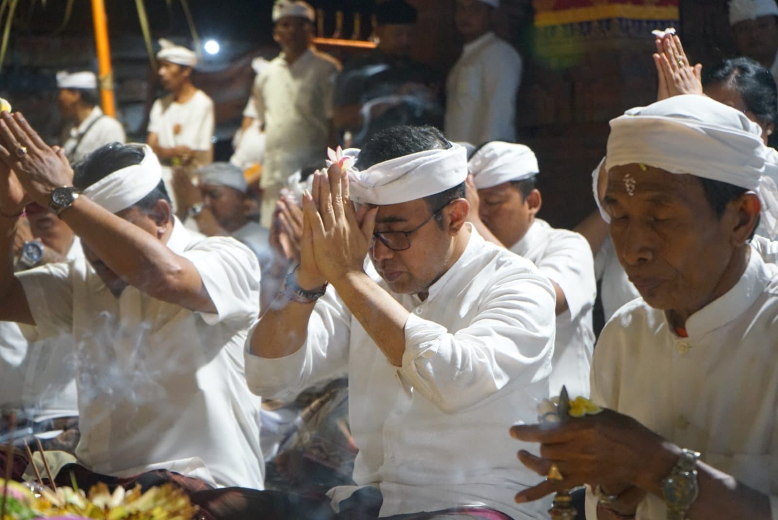 Walikota Jaya Negara Saksikan Sesolahan Tari Gandrung Banjar Ketapian Kelod