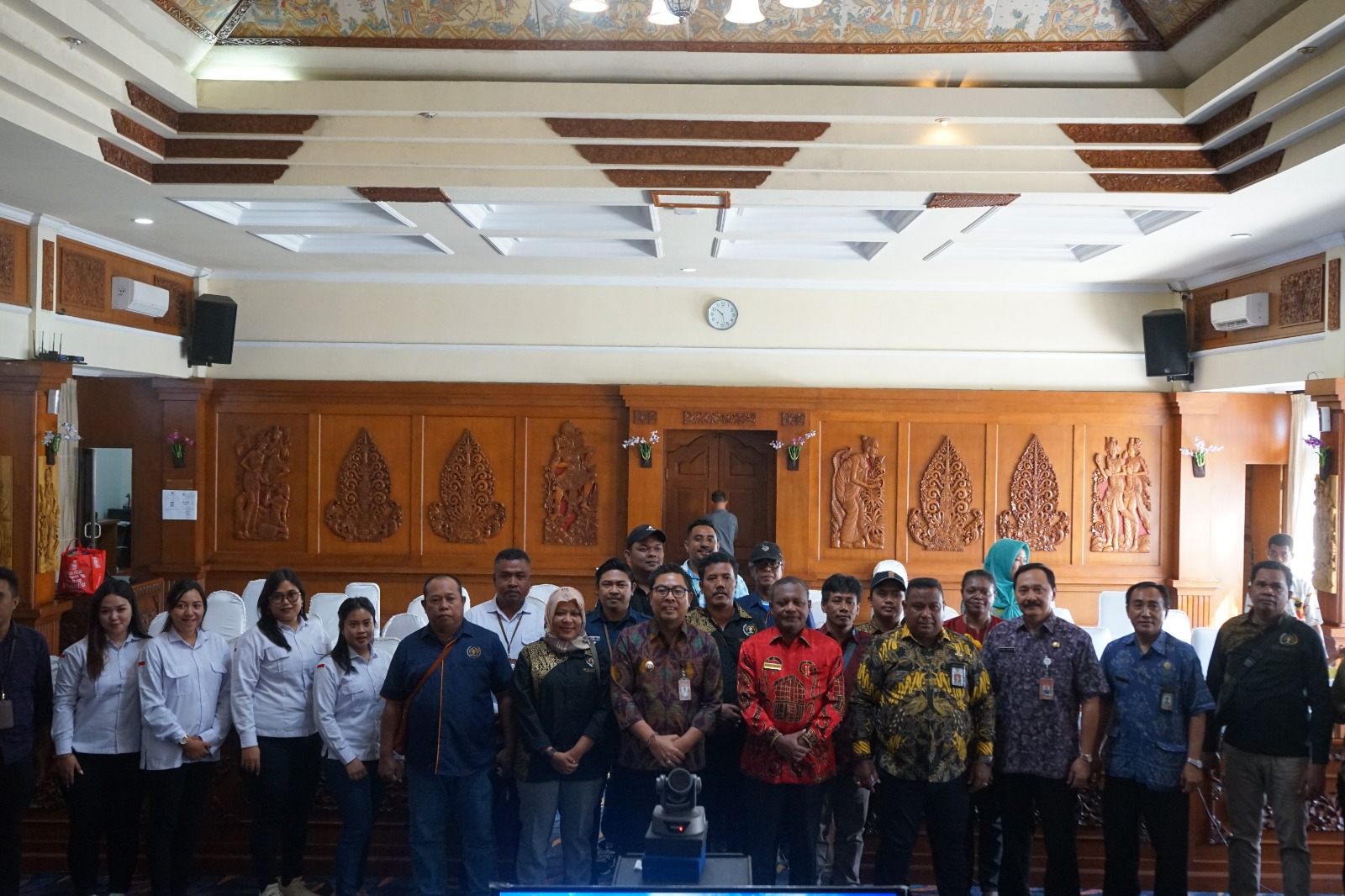 Pemkab Teluk Bintuni Lakukan Studi Banding Ke Kota Denpasar, Pelajari Penanganan Sampah dan Pengelolaan Hutan Mangrove