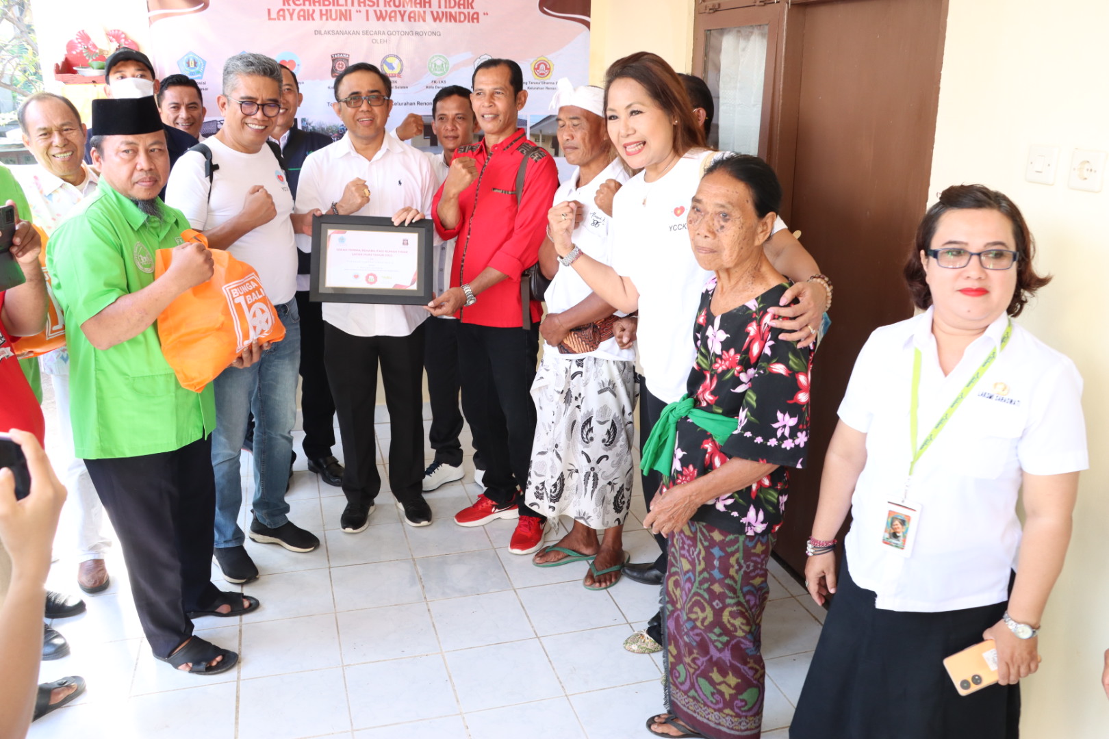 Gotong Royong Pemkot Denpasar Rehabilitasi Rumah I Wayan Windia