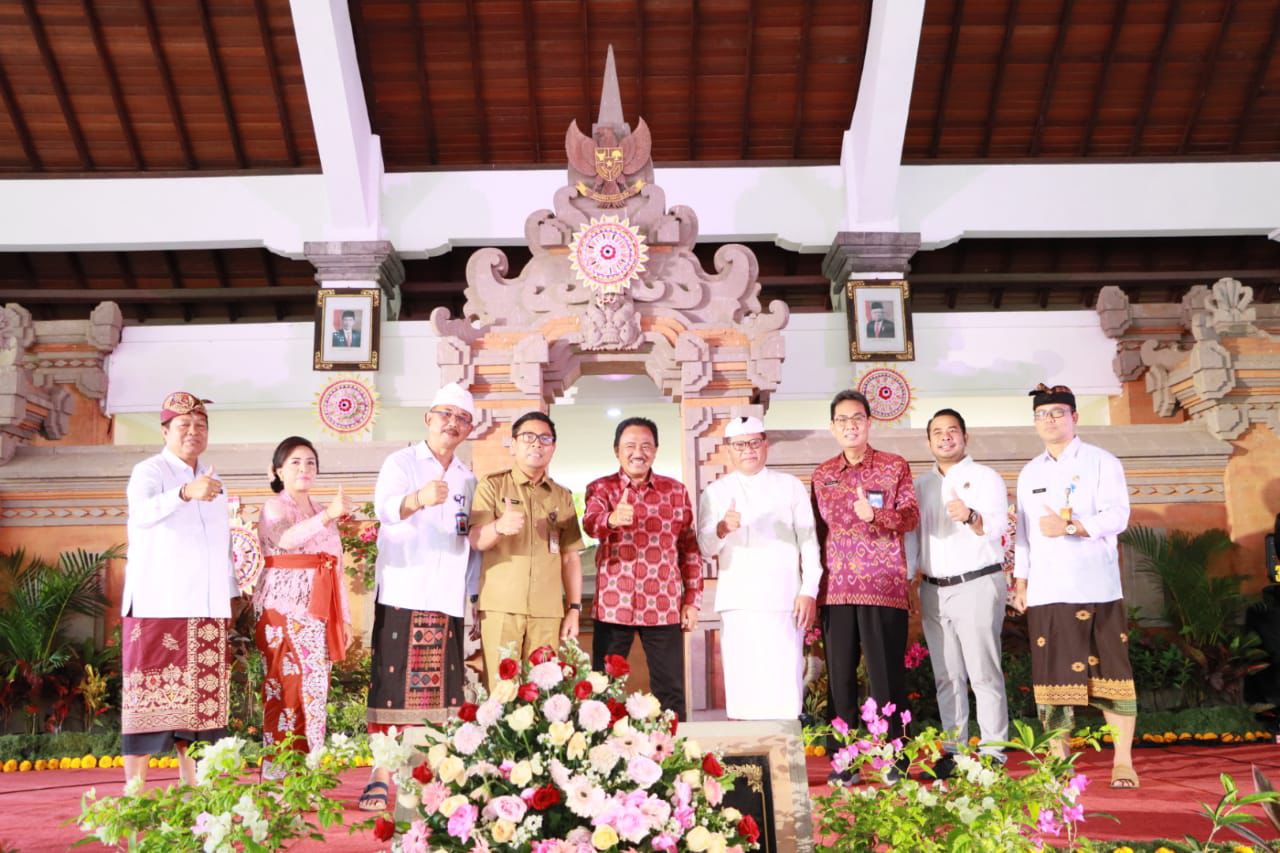 Wawali Arya Wibawa Hadiri Peringatan Hut Ke-27 Perumda Tirta Sewakadarma Harapkan Tingkatkan Layanan, Jaga Keberlanjutan Lingkungan