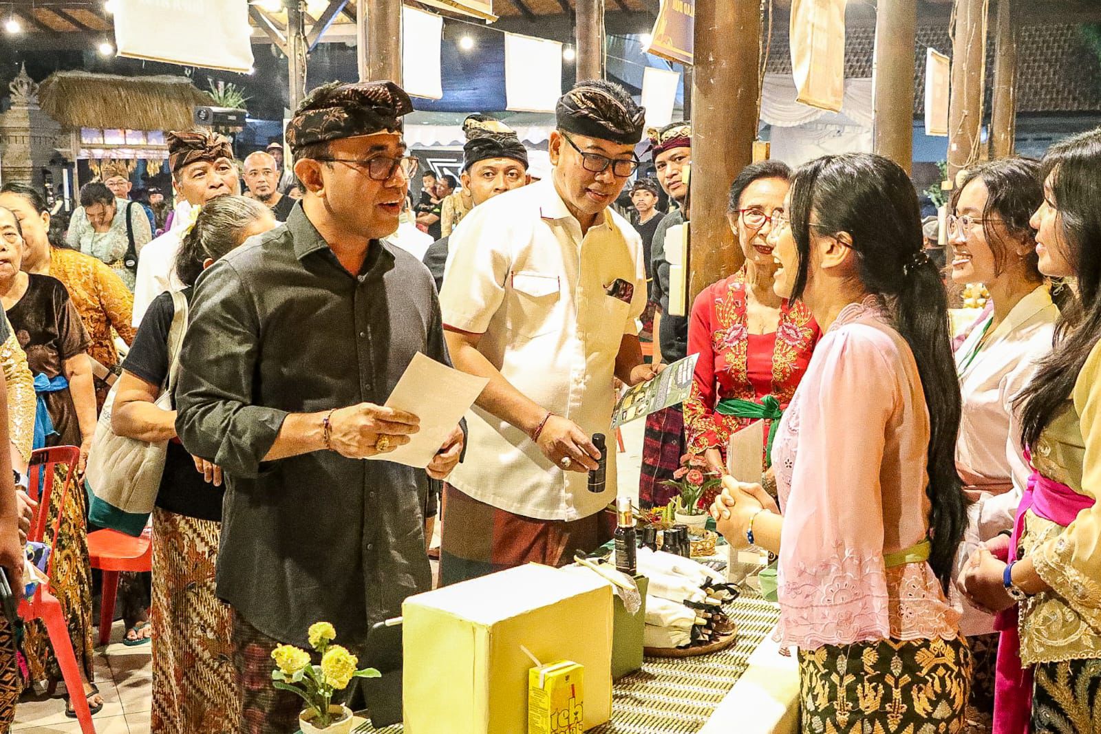 Walikota Jaya Negara Hadiri Puncak HUT ke-42 Desa Dangin Puri Kauh