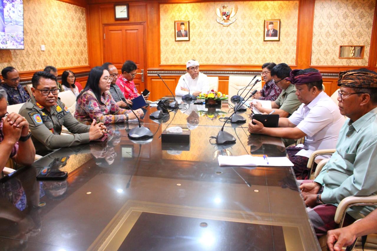 Walikota Jaya Negara Pimpin Rakor Keamanan dan Kenyamanan, Tekankan Pentingnya Sinergitas Semua Unsur Untuk Ciptakan Rasa Aman di Masyarakat