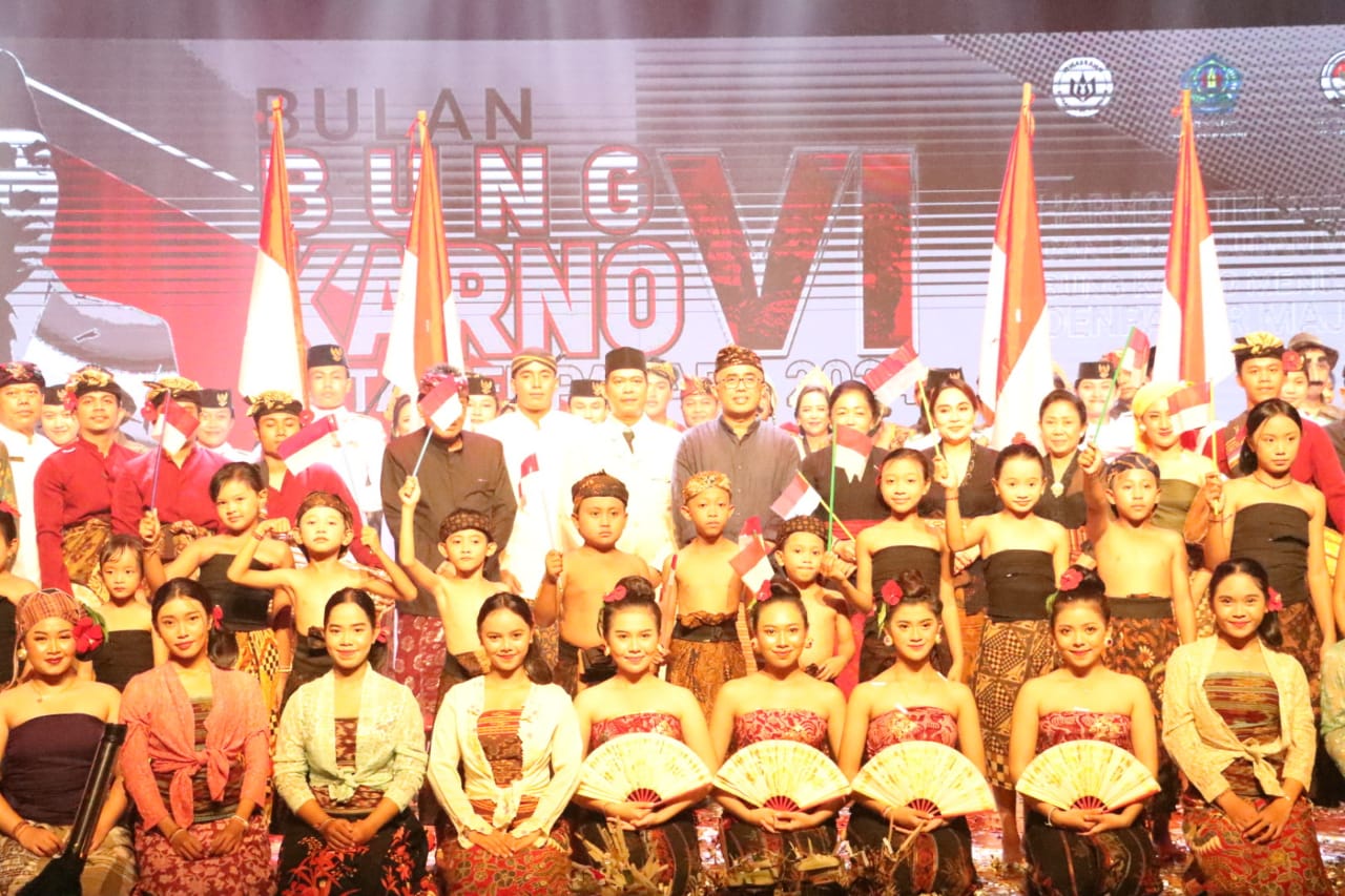 Pagelaran Langgam Putra Sang Fajar Meriahkan Puncak Bulan Bung Karno di Kota Denpasar