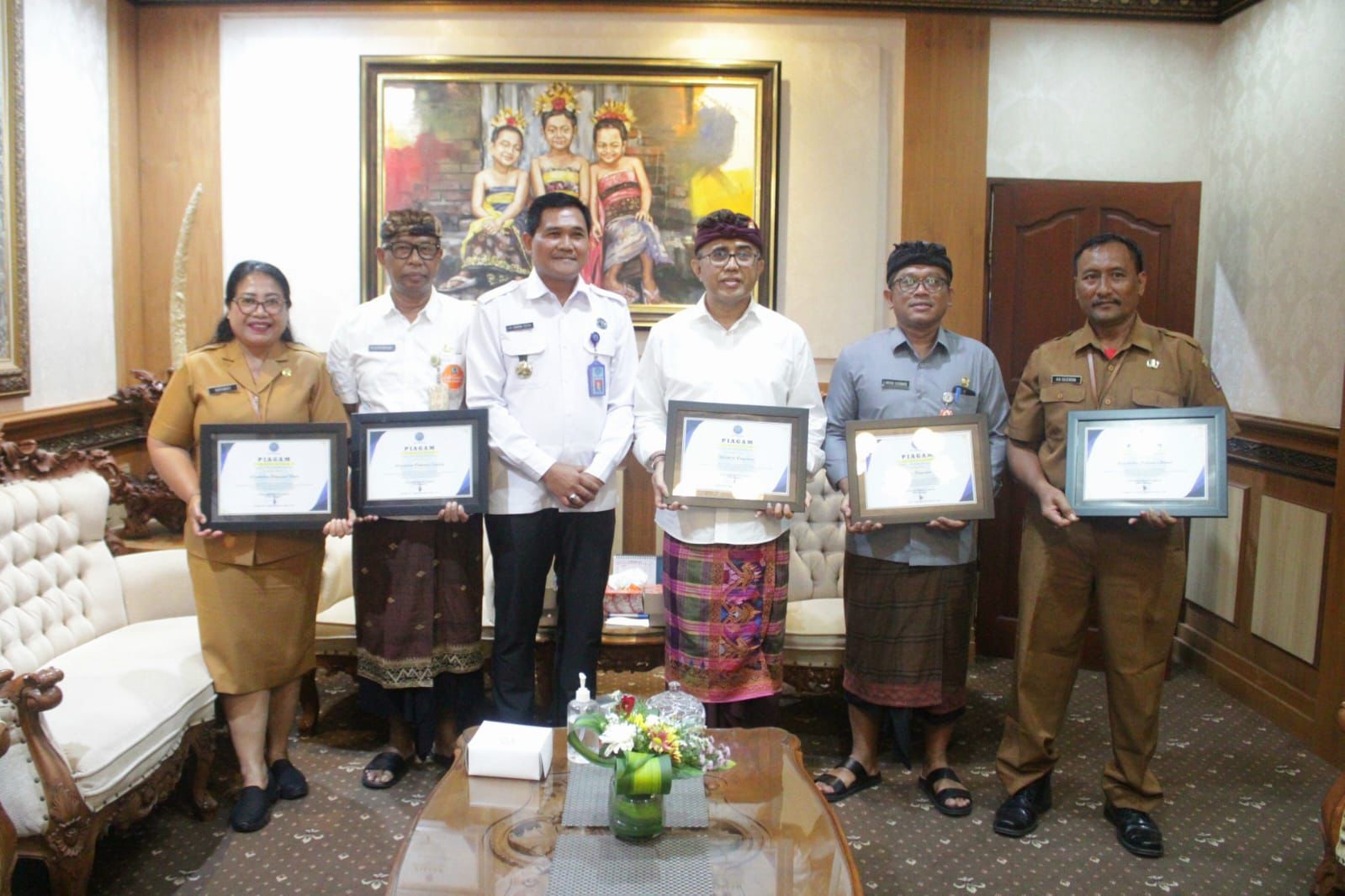 Aktif Fasilitasi Upaya P4GN, Pemkot Denpasar Terima Pengharagaan Dari BNN Kota Denpasar