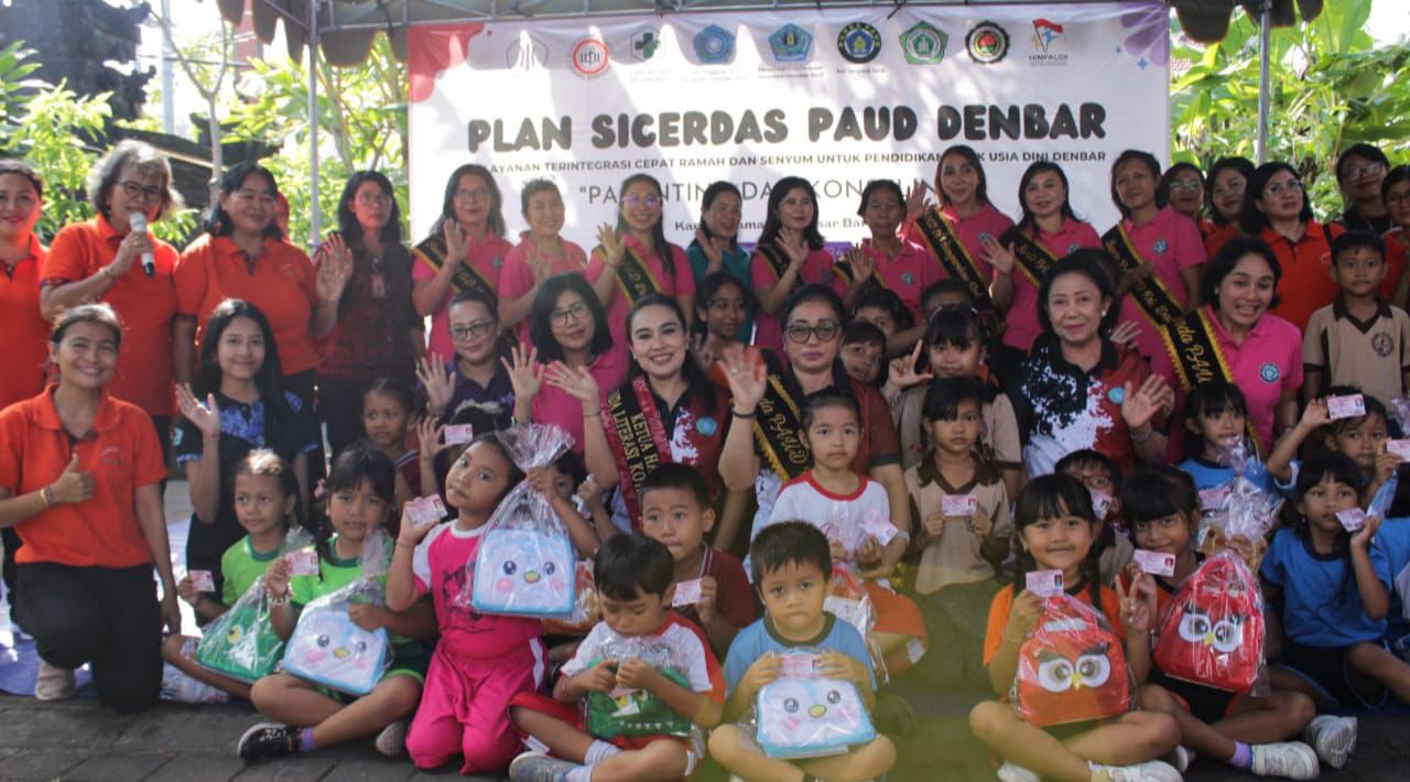 Tinjau Plan Sicerdas PAUD Denbar, Ny. Antari Jaya Negara Harapkan Sinergi Semua Pihak Sukseskan Transisi PAUD- SD Yang Menyenangkan