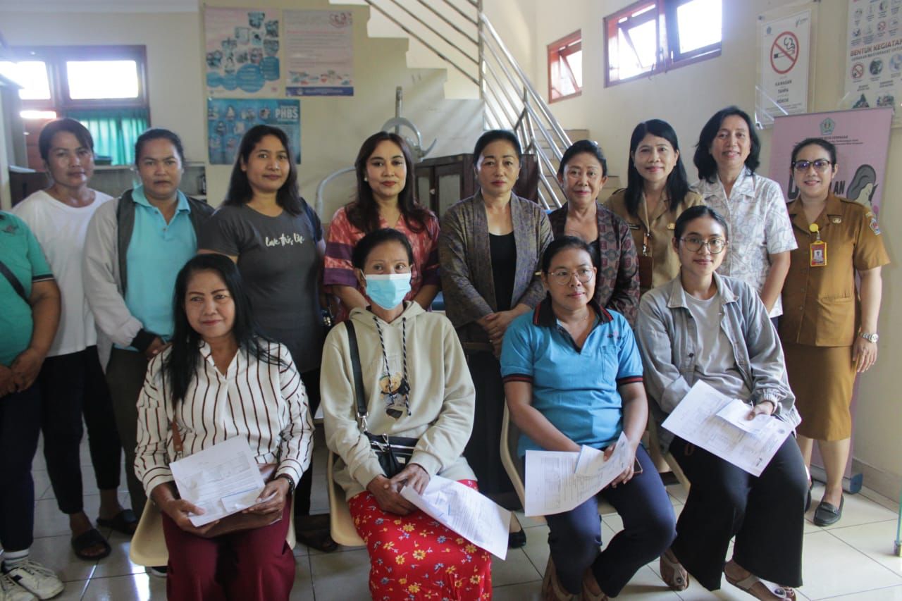 Deteksi Kanker Sejak Dini, Ny. Antari Jaya Negara Ajak Para Wanita Rutin Lakukan Test IVA