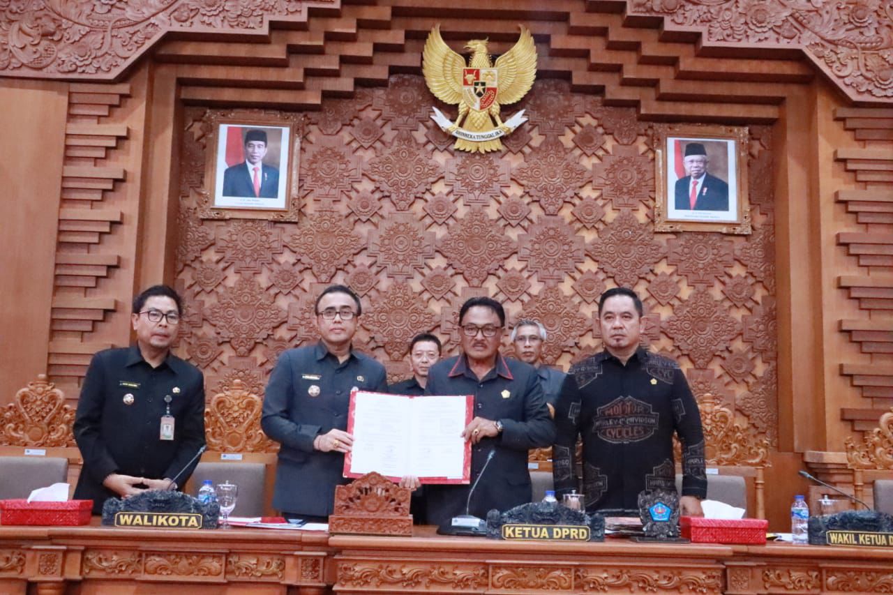 Rapat Paripurna Ke-18, Masa Persidangan II Seluruh Fraksi DPRD Denpasar Setujui Ranperda Perubahan TA. 2024 dan Rancangan KUA-PPAS