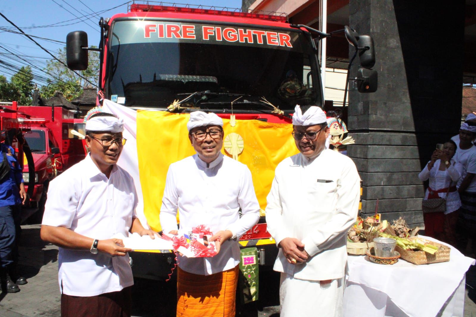 Damkar Denpasar Tambah Armada Baru Wawali Arya Wibawa Dorong Optimalisasi Pelayanan Kegawatdaruratan