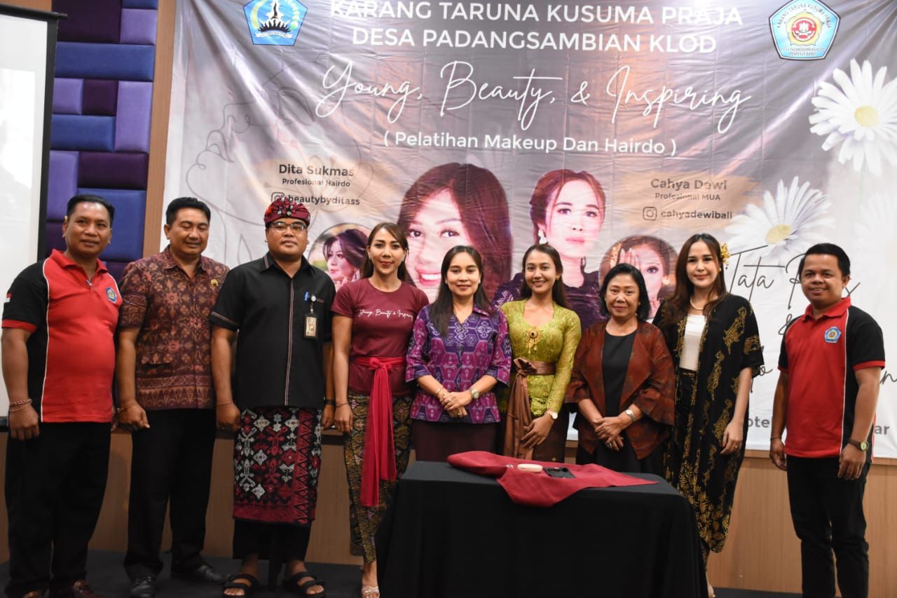 Ketua GOW Ayu Kristi Arya Wibawa Buka Pelatihan Makeup dan Hairdo, Asah Soft Skill Ciptakan Peluang Usaha Bagi Masyarakat.
