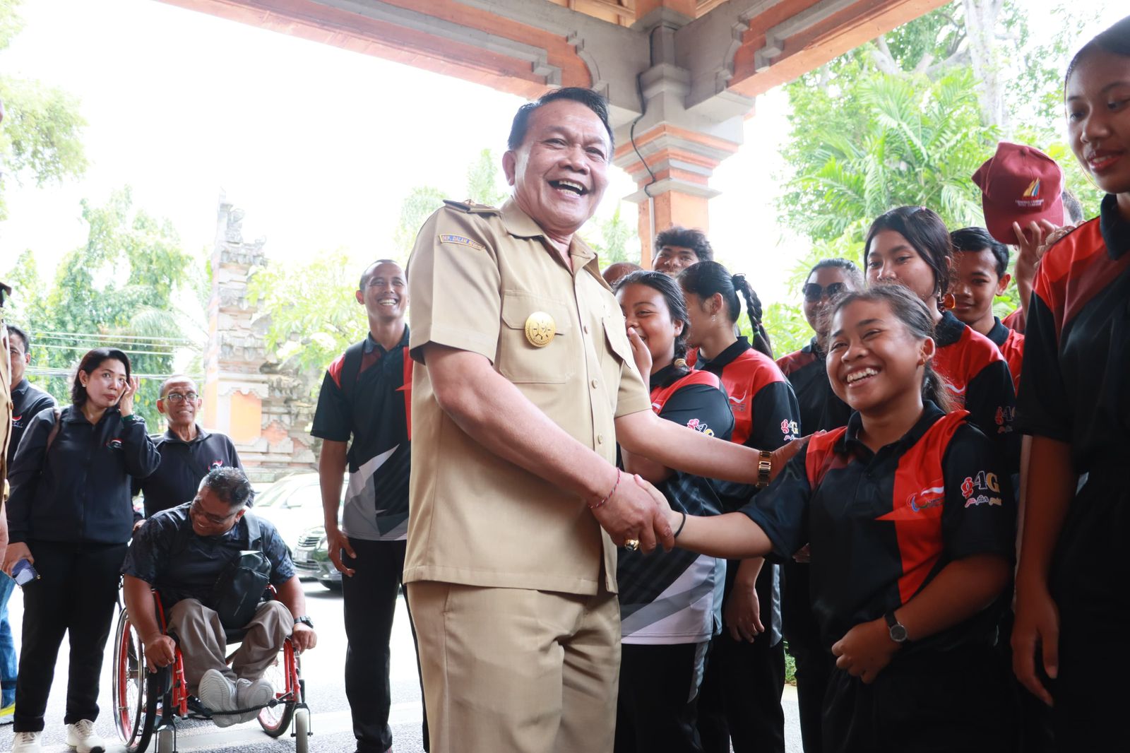 Perkuat Bali di Peparnas 2024 Pjs. Walikota Dewa Mahendra Lepas Atlet NPCI Denpasar