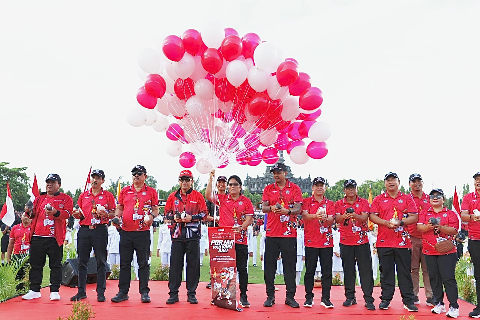 Hadiri Pembukaan Porjar Provinsi Bali 2025 Jaya Negara Gemakan Denpasar Juara 