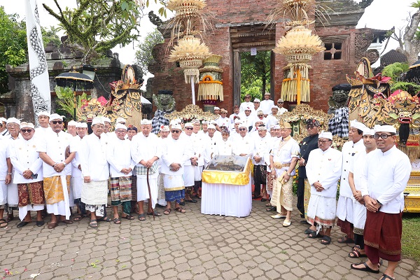 Wawali Arya Wibawa Hadiri Karya Mamungkah, Ngenteg Linggih Utama Puri Agung Jro Kuta