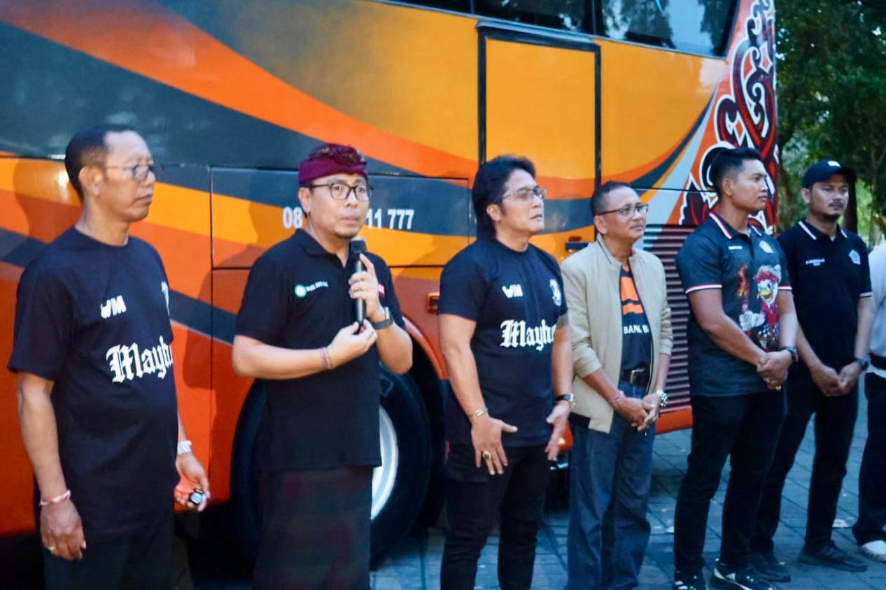 Jelang Tampil di 16 Besar Liga 4 PSSI Wawali Arya Wibawa Lepas Tim Perseden 