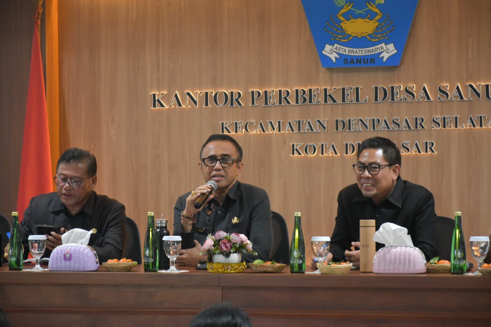 Walikota Jaya Negara Pimpin Rakor Perbekel/Lurah Triwulan I.