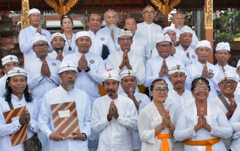 Pemkot Denpasar Apresiasi Pengukuhan Pengurus PHDI Desa/Kelurahan se-Kota Denpasar. 