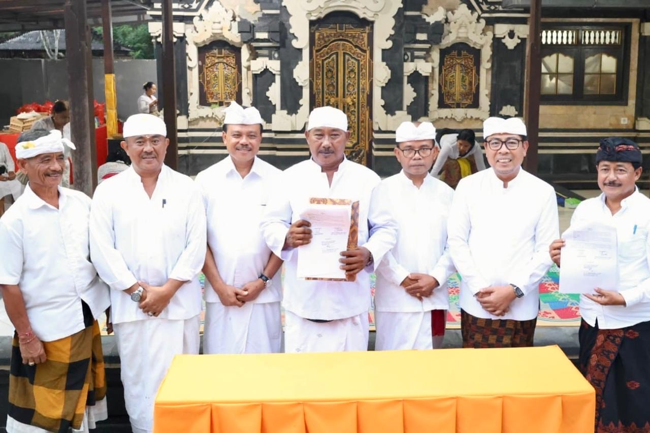 Wawali Arya Wibawa Hadiri Penandatanganan Kesepakatan Bersama UTD Tahura Ngurah Rai Dengan Pengempon Pura Dalem Pengembak.
