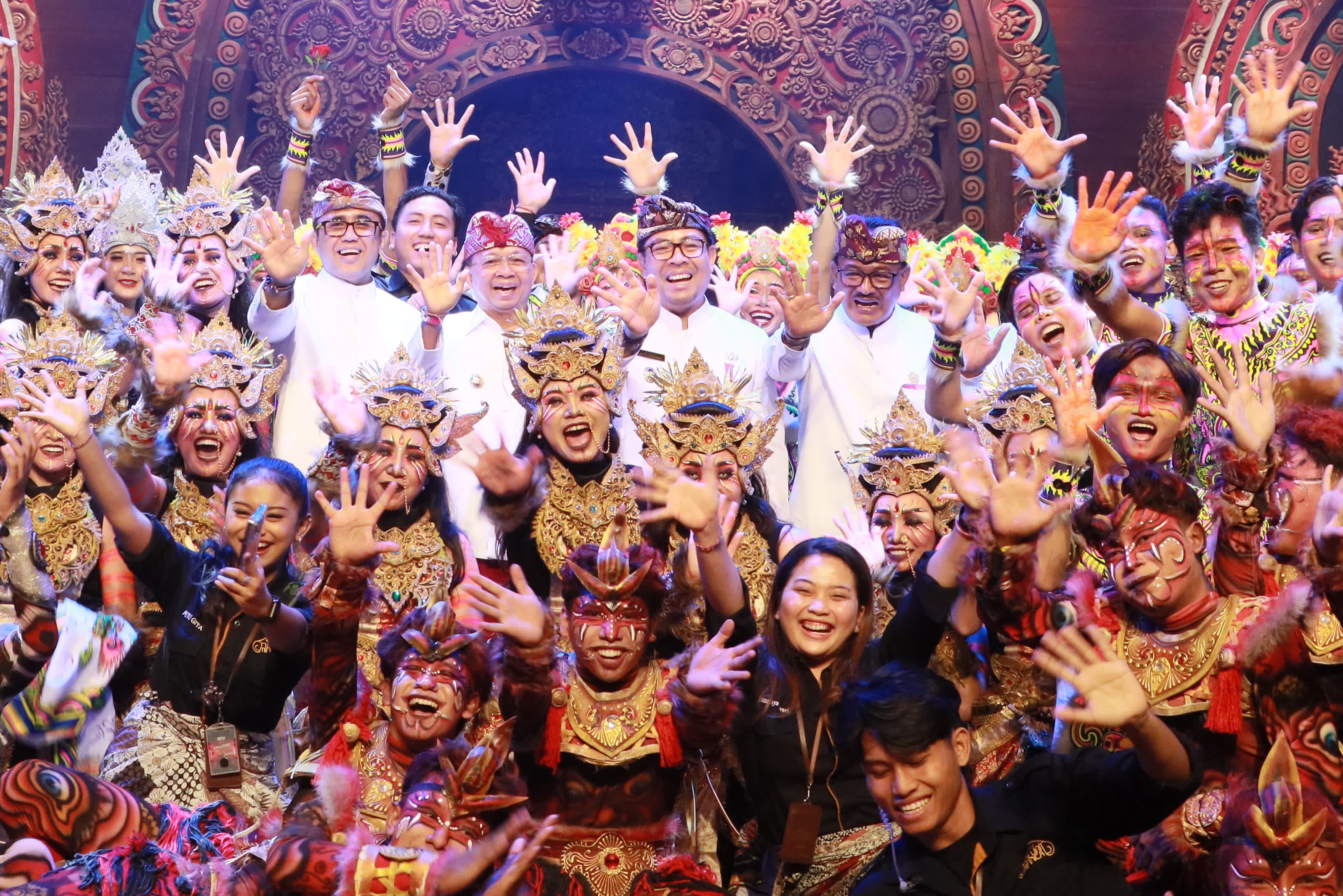 Garapan Tangi Gati Ibu Negari Puncaki HUT ke-237 Kota Denpasar, Walikota Jaya Negara Komitmen Wujudkan Percepatan Peningkatan Infrastruktur, Penanganan Sampah, Hingga Gangguan Kamtibmas