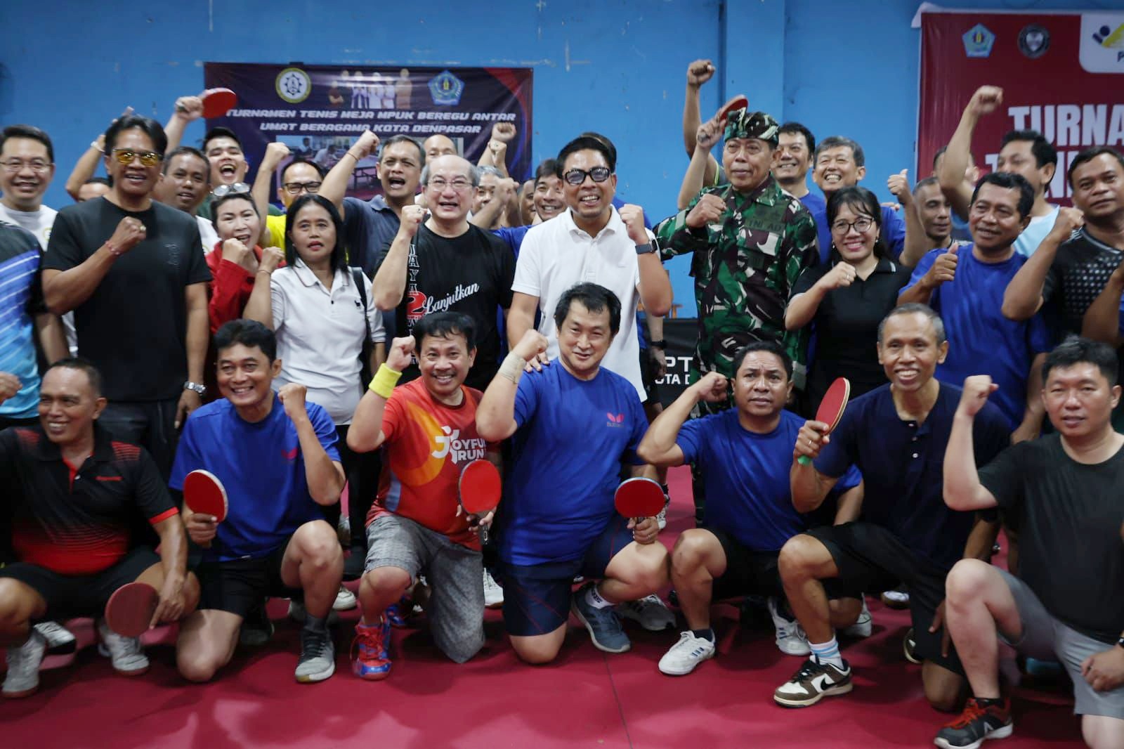 Jalin Silahturami dan Toleransi Umat Beragama Wawali Arya Wibawa Buka Turnamen Tenis Meja MPUK Denpasar 