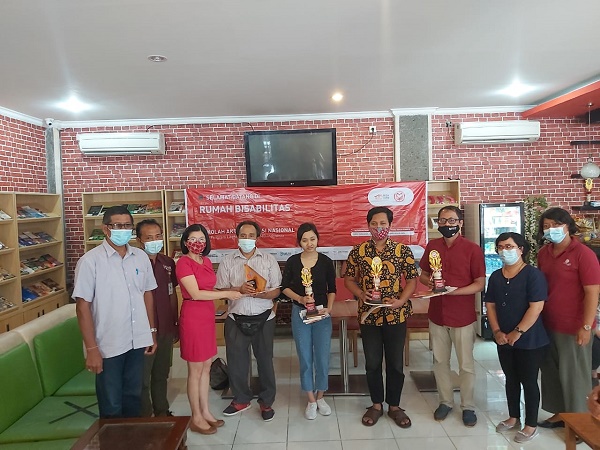 Puisi Berjudul Tiada Jadi Karya Terbaik Dalam Festival Literasi Denpasar Tahun 2020