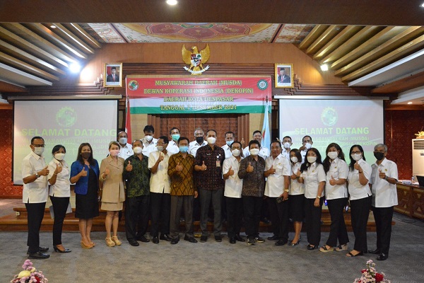 Dekopin Denpasar Wujudkan Koperasi Modern Dengan Memanfaatkan Teknologi Digital 