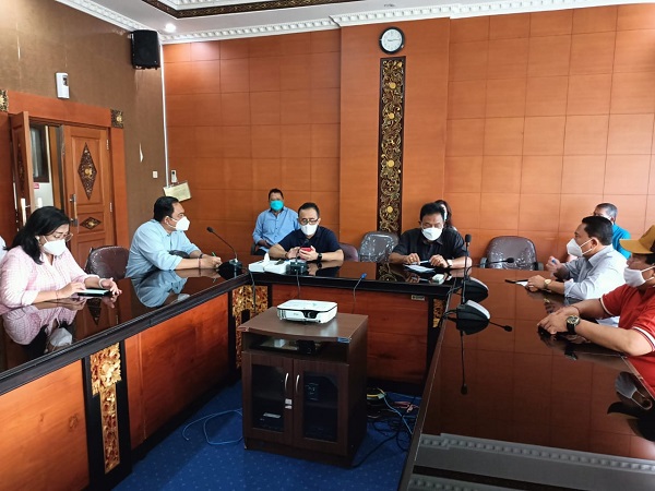 Walikota Jaya Negara Tinjau Ketersediaan Ruang Isolasi hingga Obat-obatan di RS Wangaya