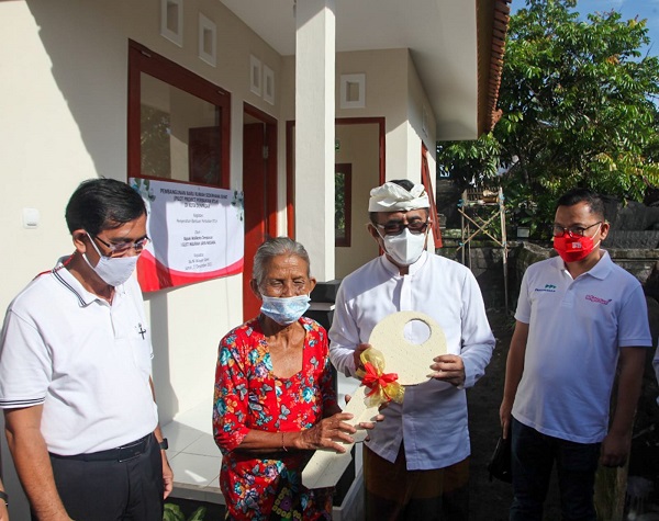 Walikota Jaya Negara Tinjau Pilot Projeck Perbaikan Rumah Tidak Layak Huni, Pemkot Denpasar Realisasikan 22 Unit di Tahun 2021